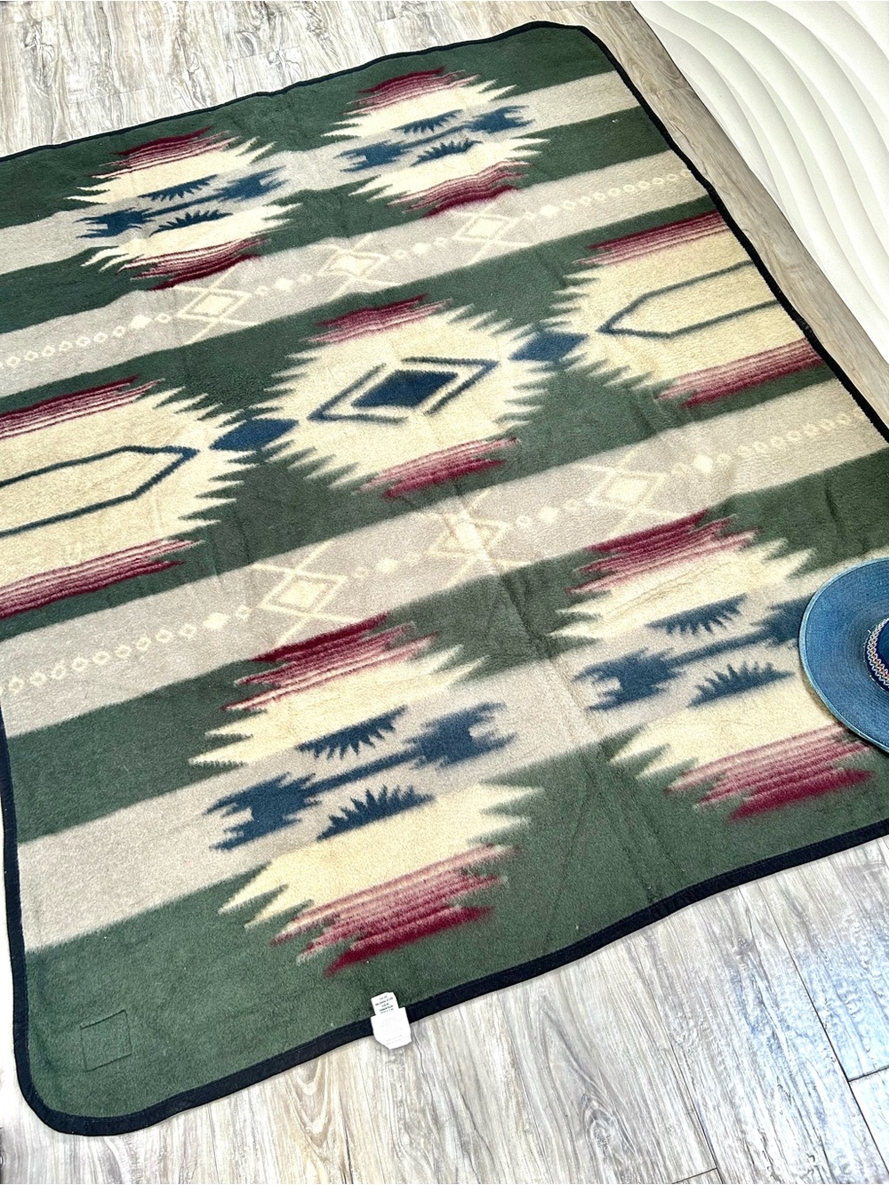 Native Southwestern AZTEN vibe fleece Blanket w cottagecore cabin country vibe
